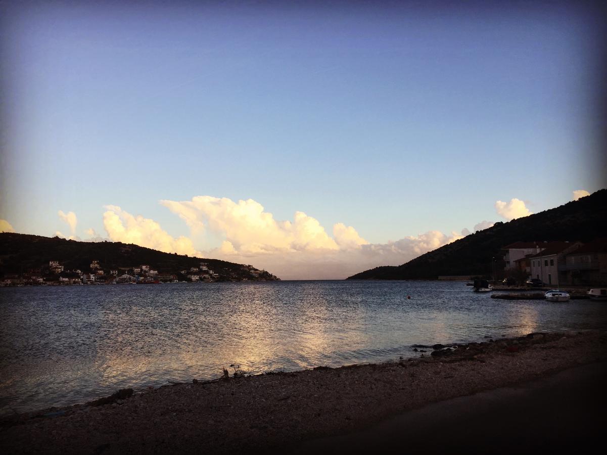 Apartment Laguna Vinišće Εξωτερικό φωτογραφία